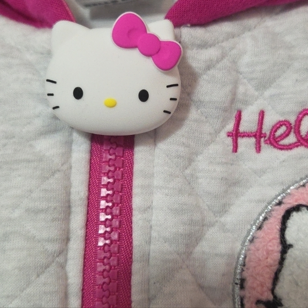 Hello Kitty Quilted Knit Zipper Front Enamel Pull Tab Jacket Size 4/5 - Picture 3 of 7